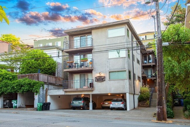 Photo - CLAY Clayton Manor Apartments