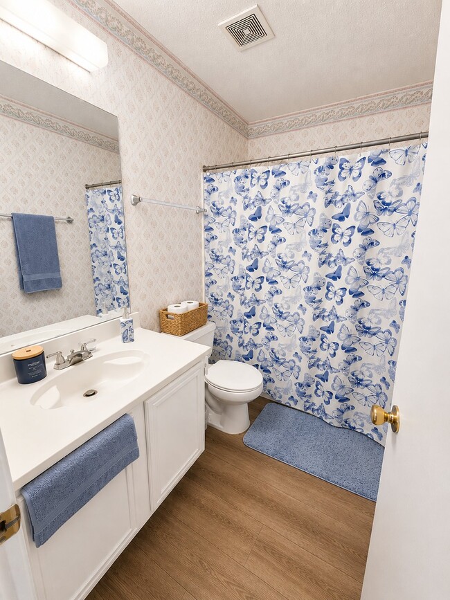 Photo - 1717 Shady Creek Dr