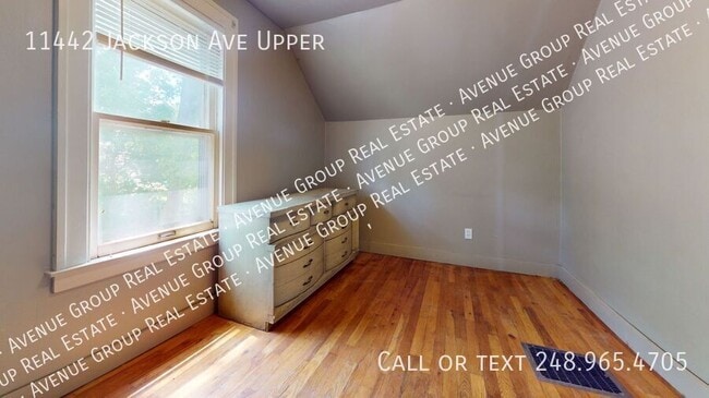 11442 Jackson Ave