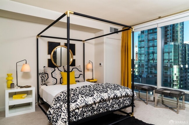 Photo - 401 Harrison St