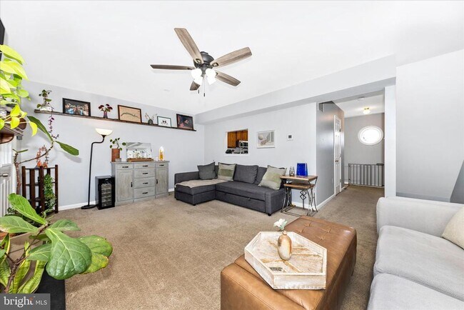 Photo - 6631 Beach Dr