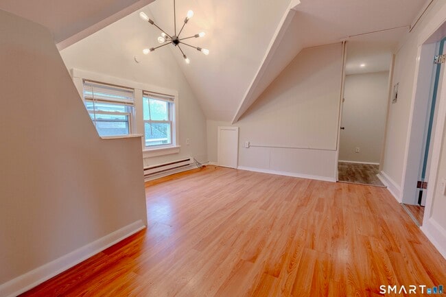 Photo - 76-78-78 Sanford Ave Unit 3rd Fl
