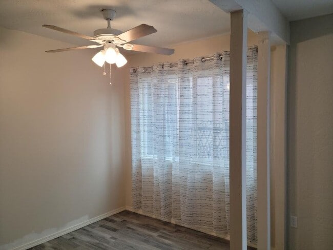 Photo - 2 Bedroom, 1 Bathroom Apartment In Canyonville.