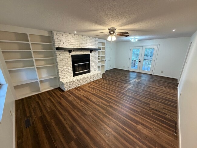 6416 Teal Cir