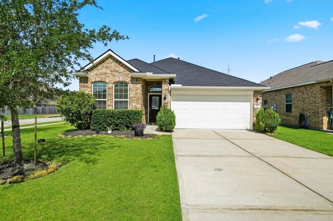 Building Photo - 217 Brookwood Park Ln