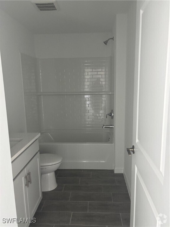 Building Photo - 1113 NW 21st Ave Rental