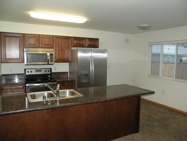 Photo - 3830 S Lansing Rd Unit 2