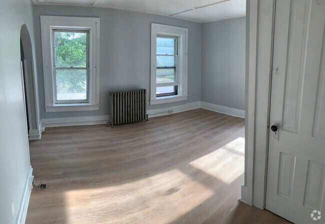 Building Photo - 135 Ontario St Unit 4 Rental