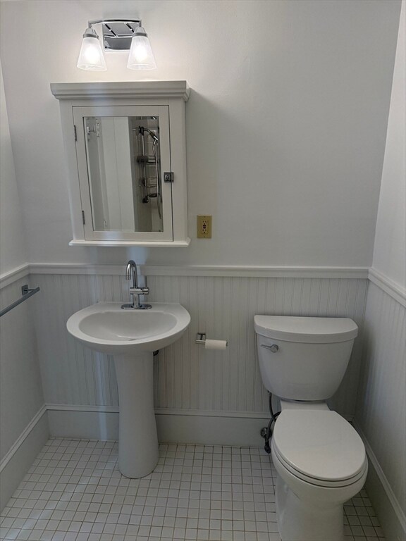 Photo - 236 Western Ave Unidad 6