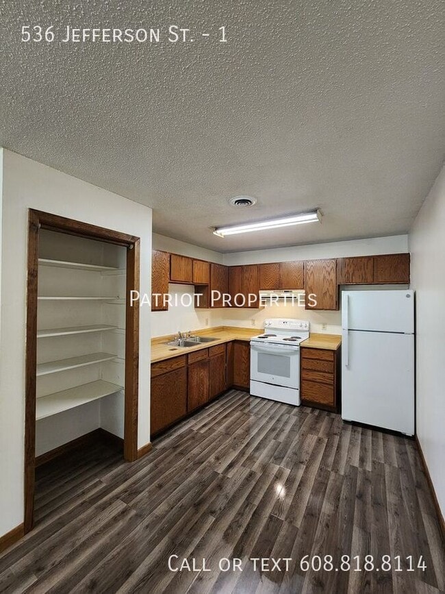 Photo - 536 Jefferson St Apartment Unit 1