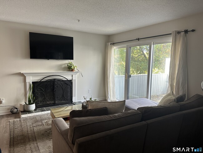 Photo - 10 Sugar Maple Ln Unit 10