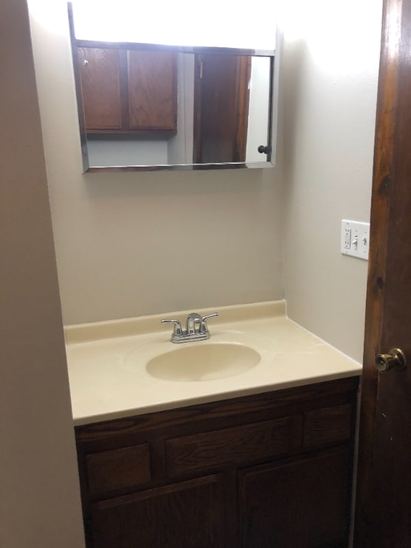 Photo - 1404 4th Ave SW