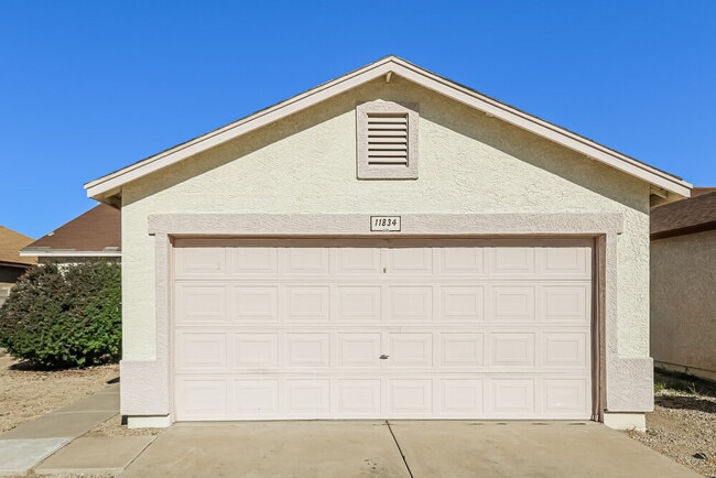 Building Photo - 11834 W Corrine Dr