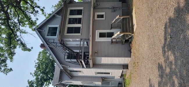 Photo - 812 6th Ave S