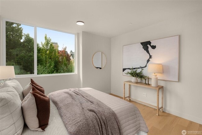 Photo - Brand new live/work unit in heart of Madrona