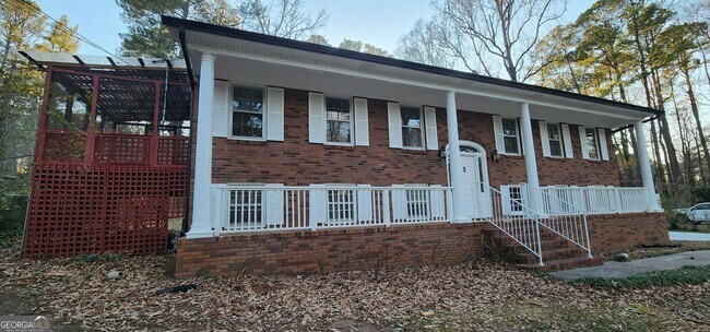 Photo - 2349 Valley Way