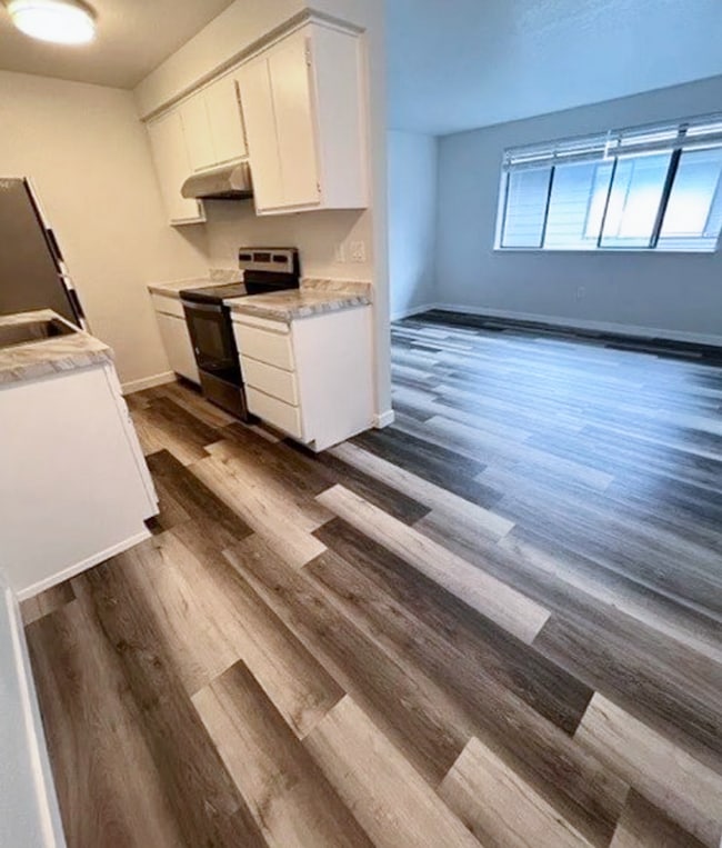 Photo - Arise Station