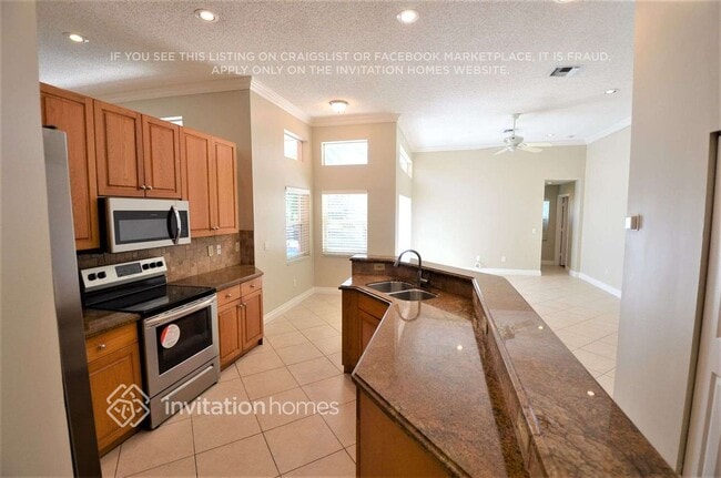 Photo - 10240 NW 52nd St