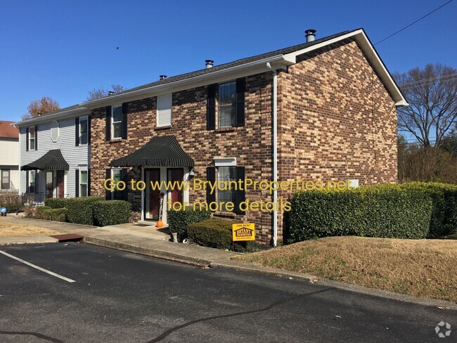 Building Photo - Hendersonville - 2 Bedroom Condo