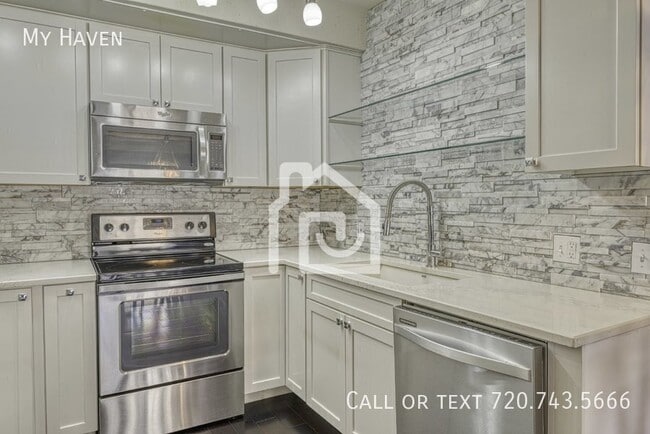 Photo - 777 N Washington St