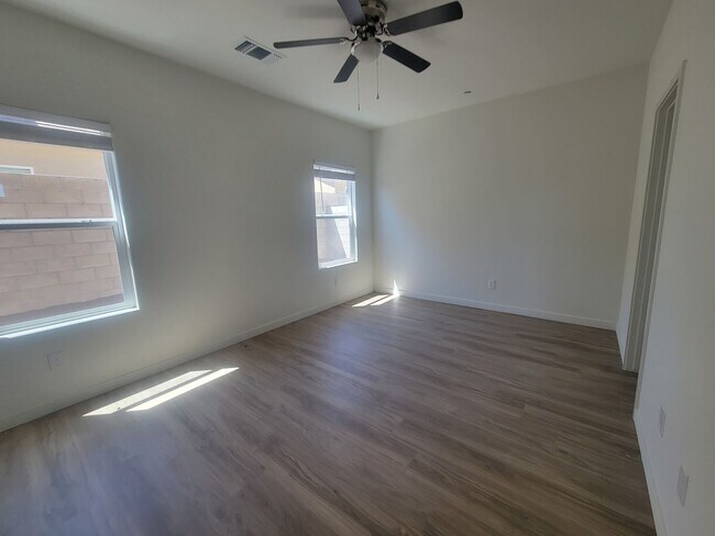 Photo - 8301 Grandy St Unidad 8301 Grandy B