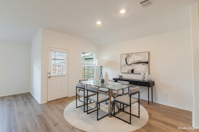 Photo - 1729 Catahoula Dr