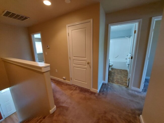 Photo - 3 bedroom 2 bath home with attached garage