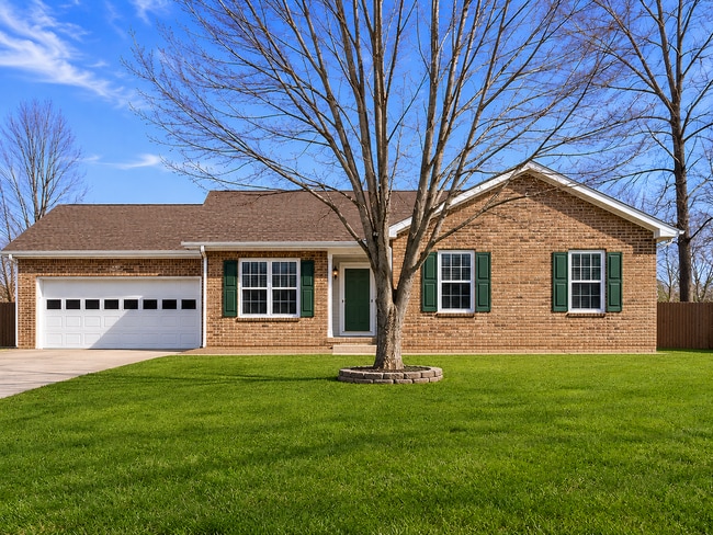 Building Photo - Welcome Home! Your Perfect Blend of Comfort & Style Awaits!