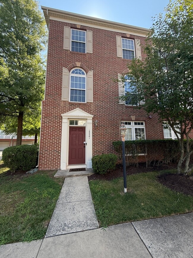 Building Photo - 15201 Torbay Way