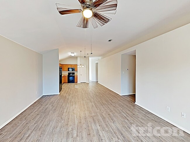 Photo - 1015 James Donald Ln
