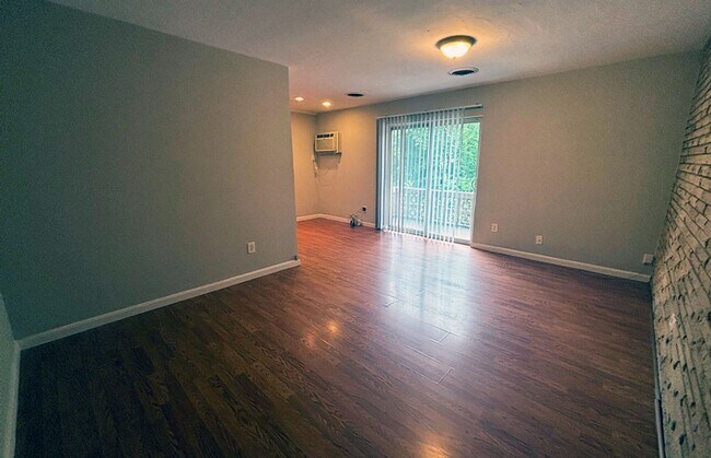 Photo - 545 Lowell Ave Unit 545-02