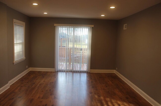 Photo - 3170 Landwehr Rd