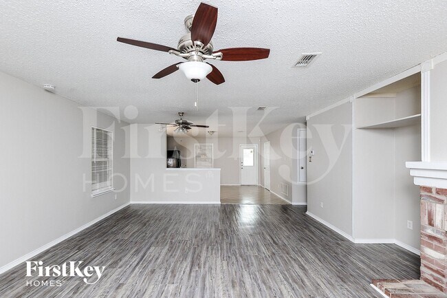 Photo - 8771 Cove Meadow Ln