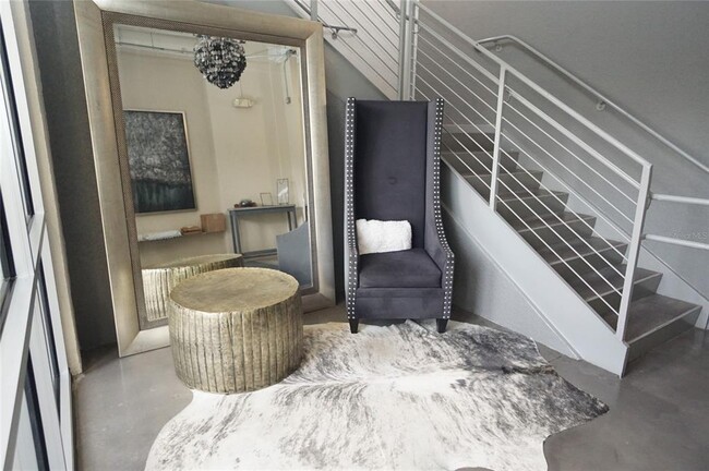 Photo - 1501 W Horatio St Unit 111