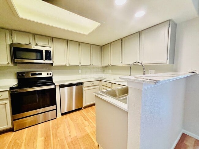 Photo - 8134 Gray Ct