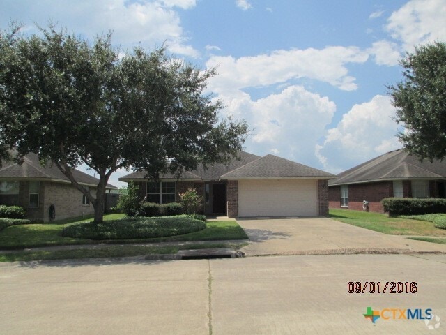 Building Photo - 125 Gemini Ct Rental