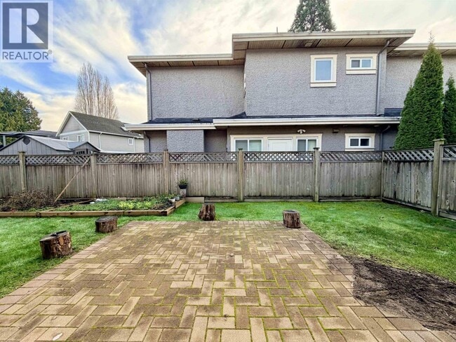 Photo - 8368 Ruskin Rd