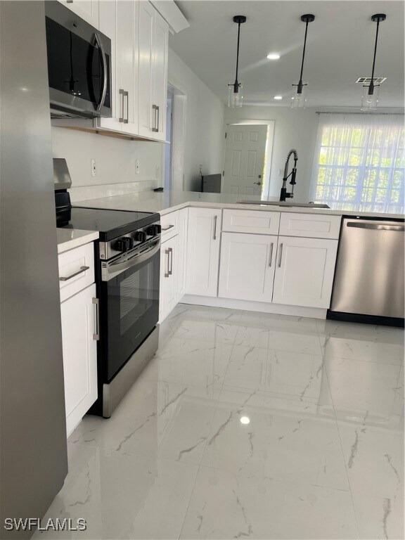 Photo - 862 99th Ave N