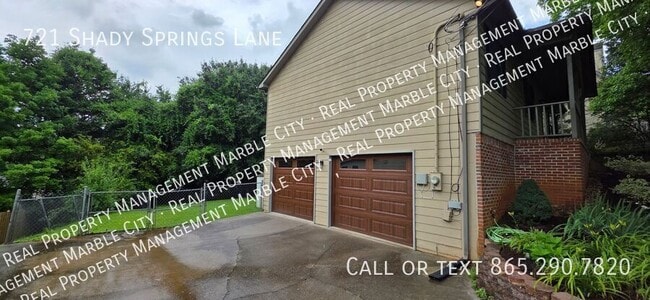 Photo - 721 Shady Springs Ln