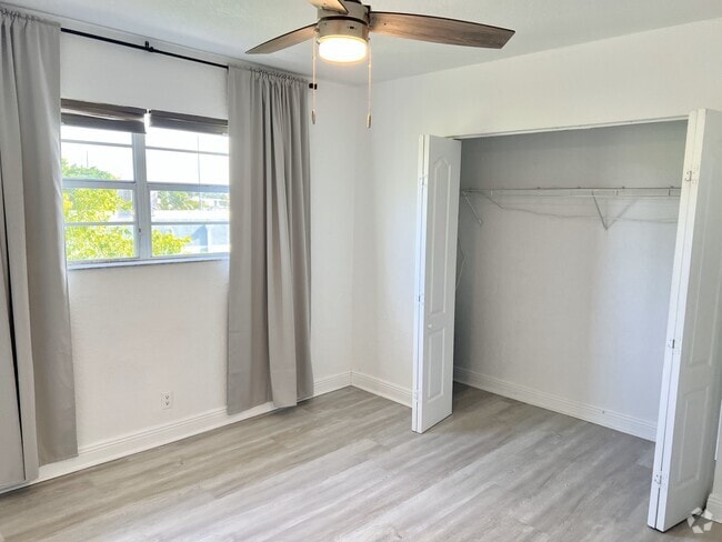 Building Photo - 110 SE 2nd St Unit 307 Rental