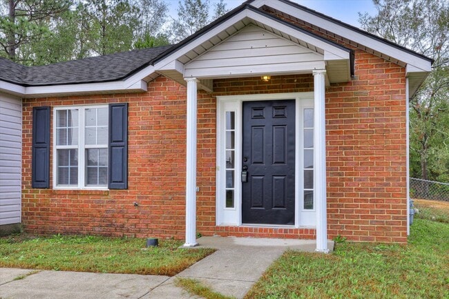 Photo - 2824 Cranbrook Dr