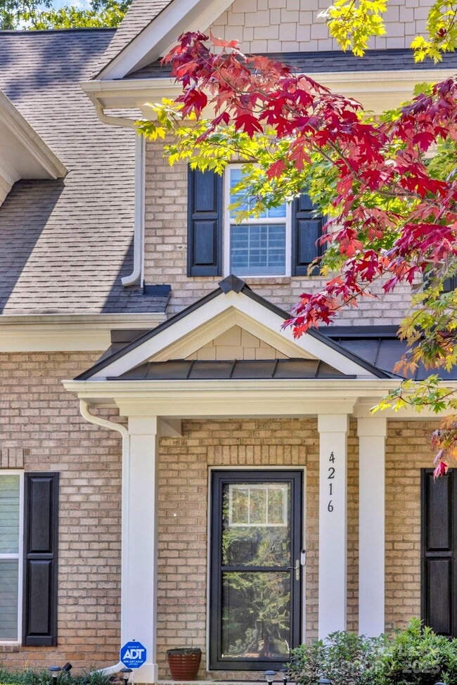 Photo - 4216 McIntyre Ave