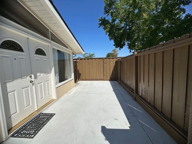 Photo - 1785 S King Rd