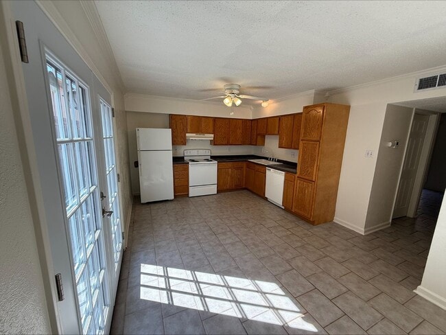 Photo - 4101 Delaware Ave