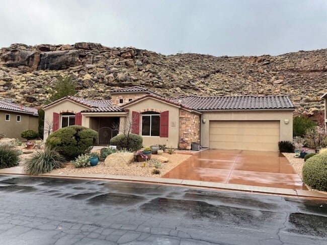 Photo - Beautiful Home In A Quiet Gated Community!