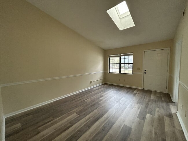 Photo - Apartment for Rent