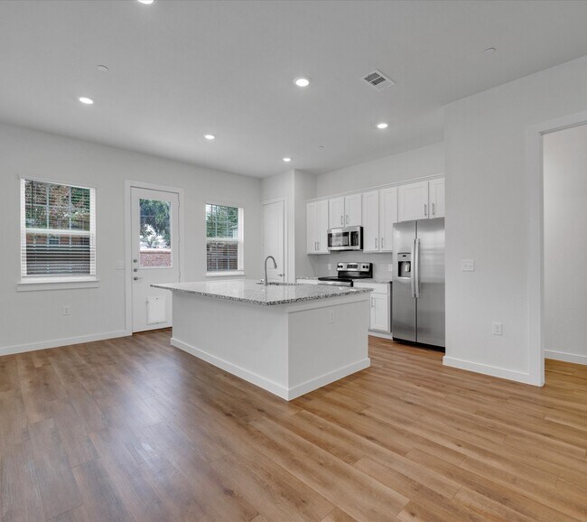 Photo - 2709 Rockhill Rd