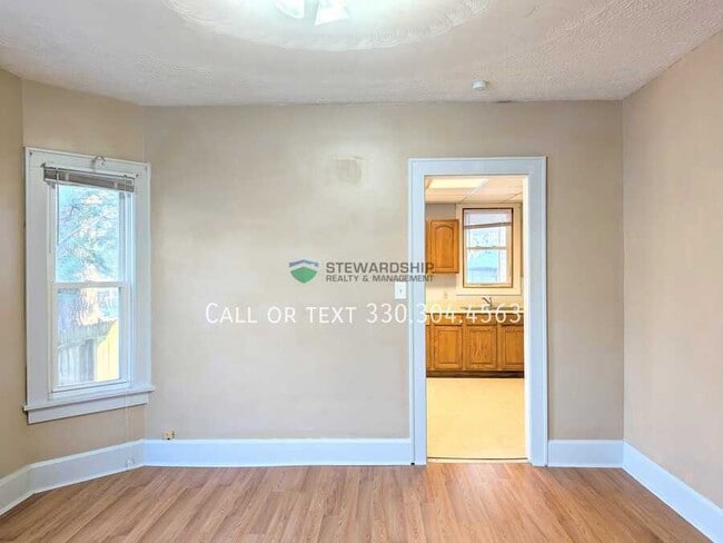 Photo - 1410 16th St NW