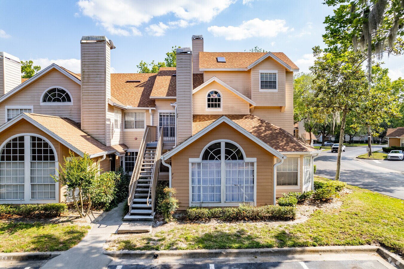 626 Cambridge WAY Altamonte Springs, FL 32714 - Hidden Springs Condominiums