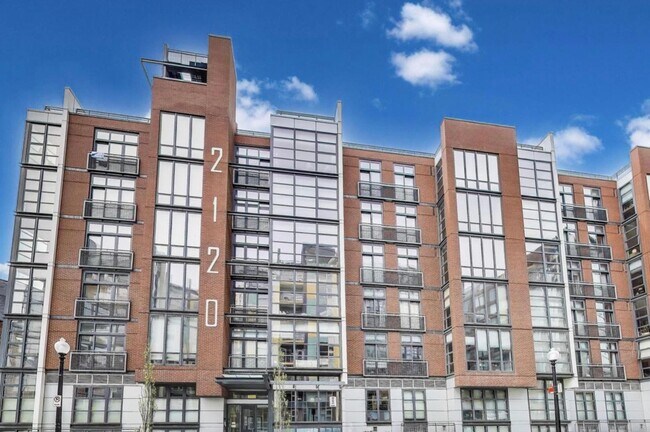 Beautiful 1 bedroom + 1 Ba + Garage space ... - Beautiful 1 bedroom + 1 Ba + Garage space ... House